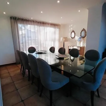 בית נופש Fuer 10 Personen In Vau, Regiao Centro *