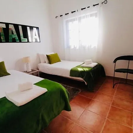 Fuer 10 Personen In Vau, Regiao Centro בית נופש Vau (Obidos)